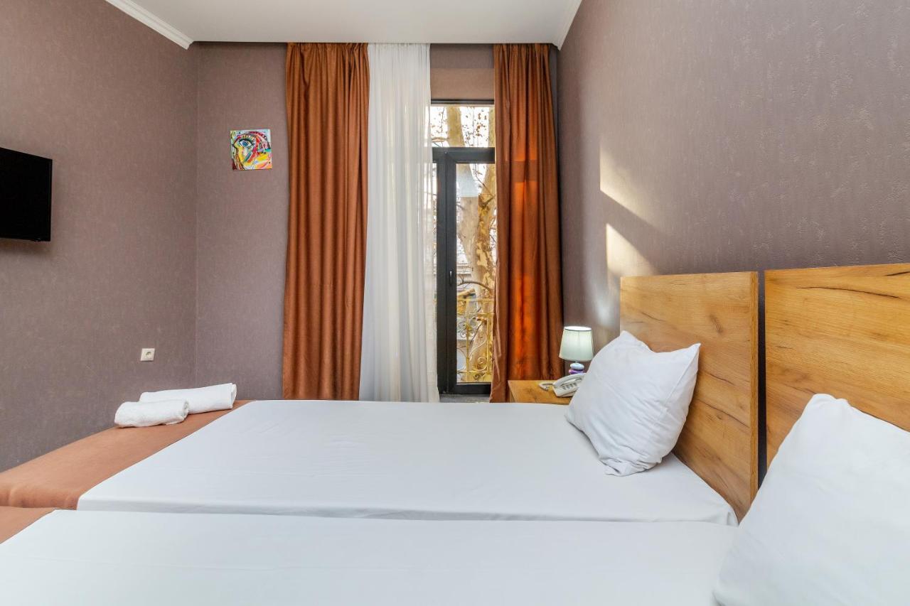 Marlyn Hotel